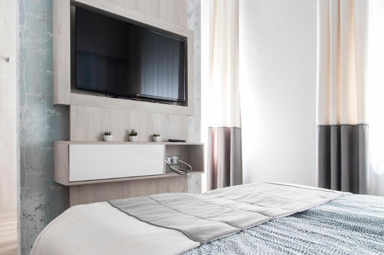 Central Relax Boutique Suites Budapest Exterior photo